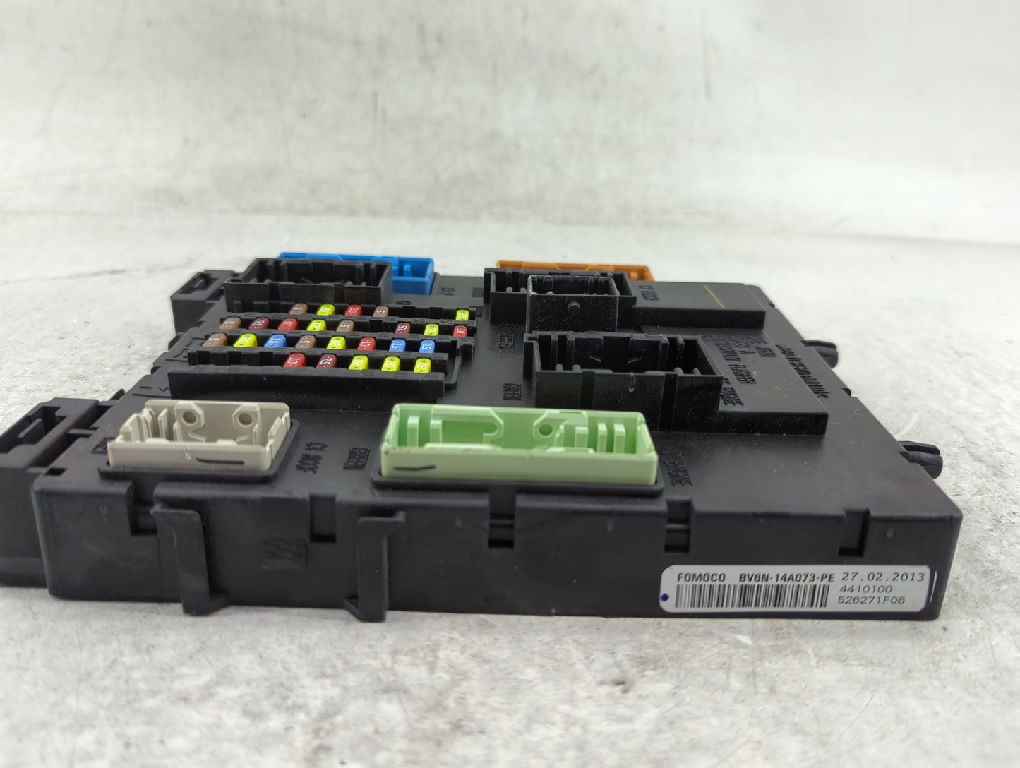 2013-2018 Ford C-max Body Control Module Bcm Inner Cabin Fuse Box - Oemusedautoparts1.com