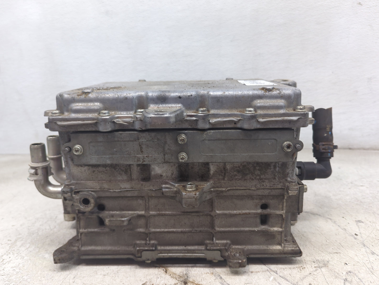2013 Ford C-Max Hybrid DC Synergy Drive Power Inverter P/N:DM5B-7B012-CA JM12X05470 Fits OEM Used Auto Parts - Oemusedautopa