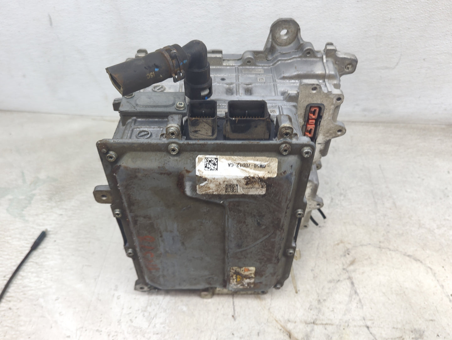 2013 Ford C-Max Hybrid DC Synergy Drive Power Inverter P/N:DM5B-7B012-CA JM12X05470 Fits OEM Used Auto Parts - Oemusedautopa