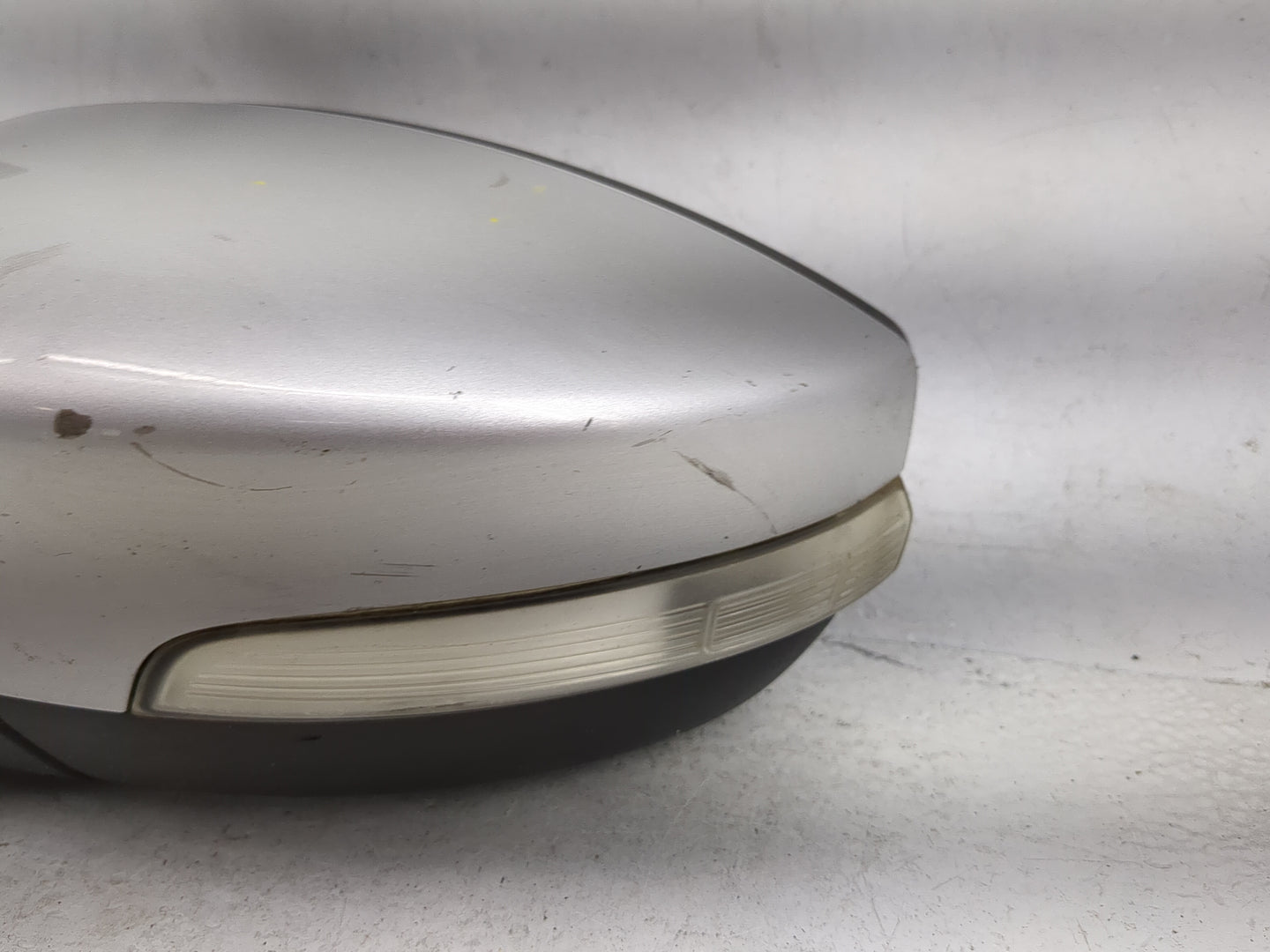 2013-2015 Ford C-Max Driver Side View Mirror - Left Door Mirror OEM Used - Oemusedautoparts1.com
