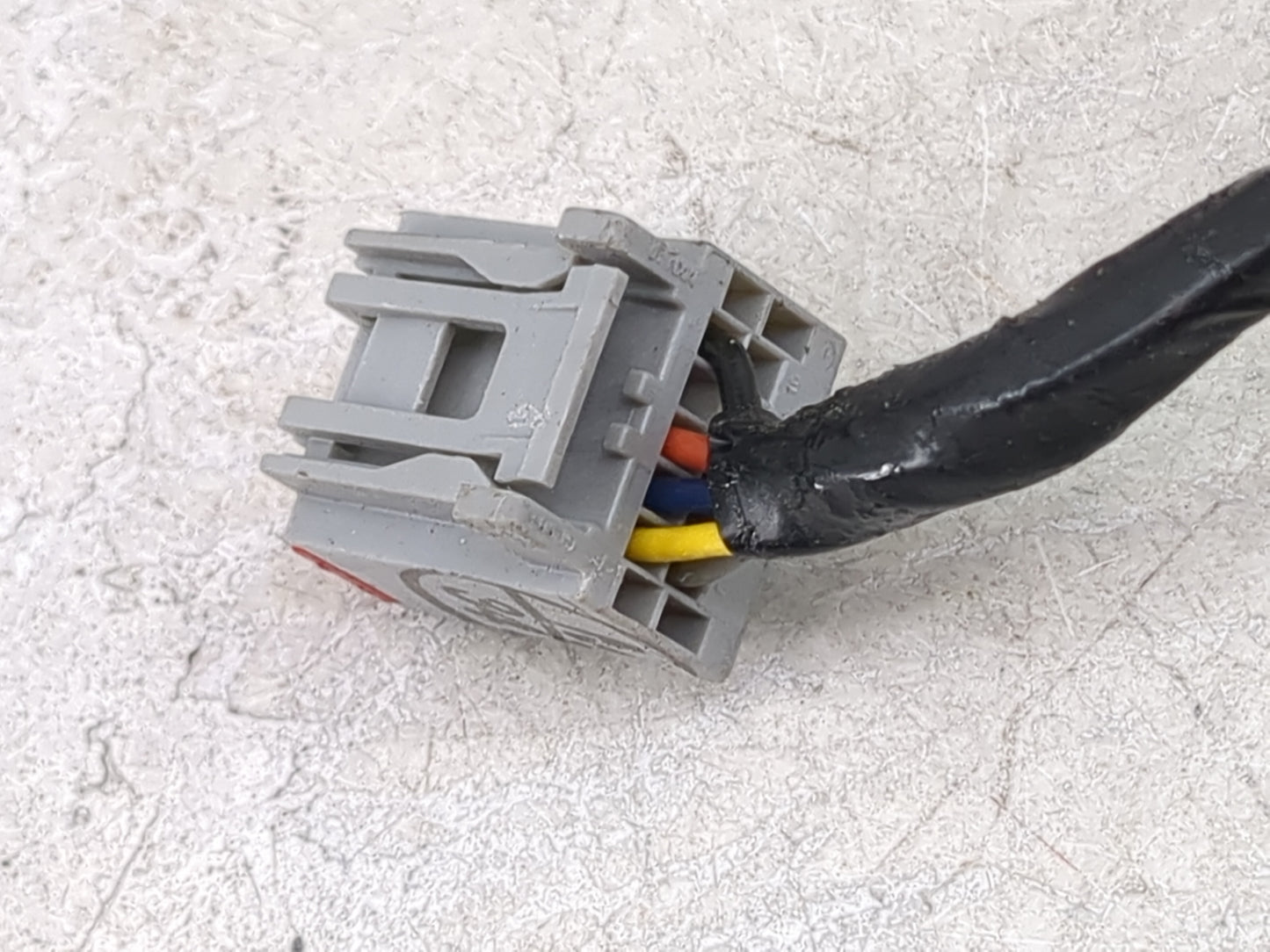 2013-2015 Ford C-Max Driver Side View Mirror - Left Door Mirror OEM Used - Oemusedautoparts1.com