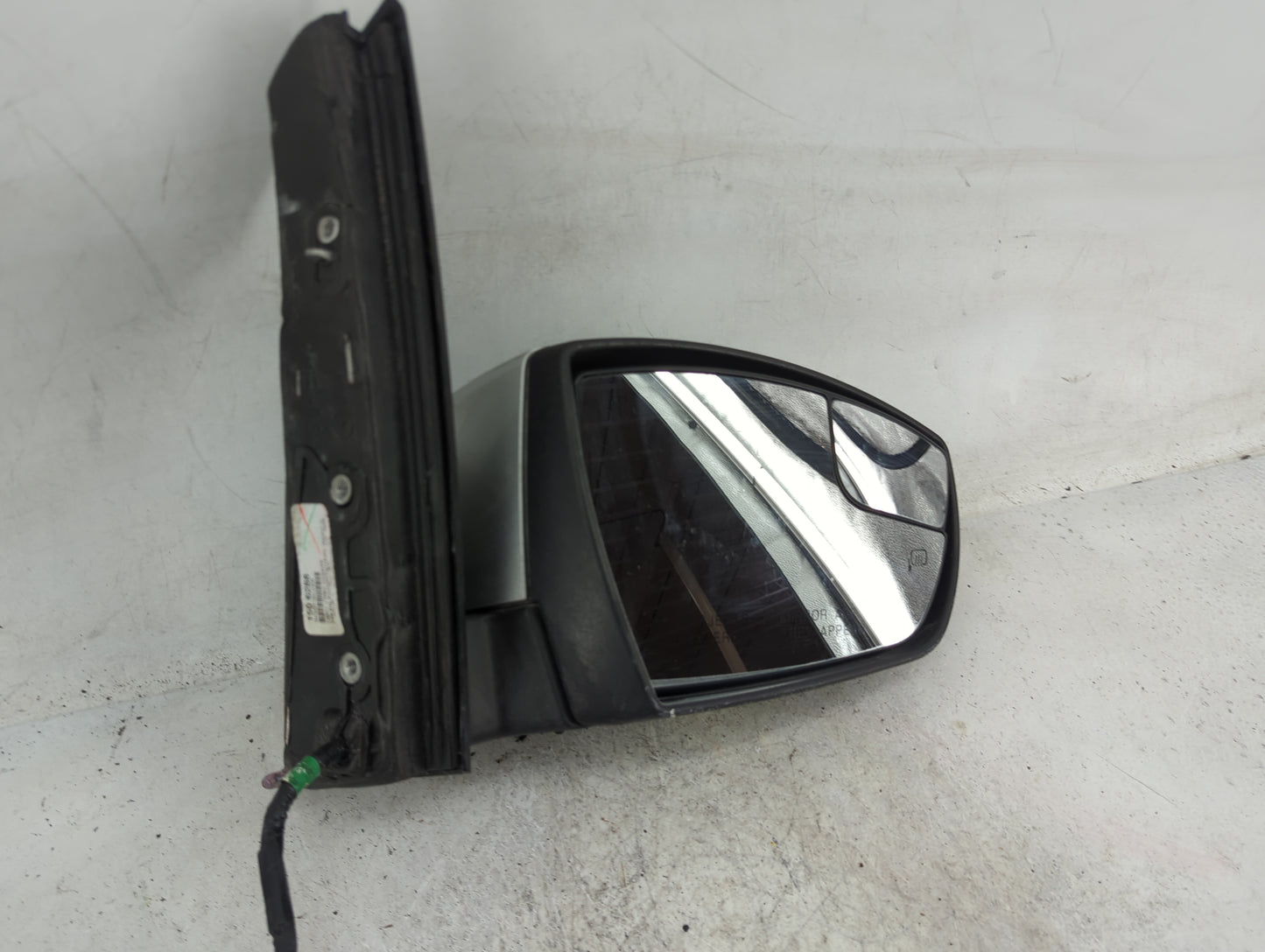 2013-2018 Ford C-Max Passenger Side View Mirror - Right Door Mirror OEM Used - Oemusedautoparts1.com