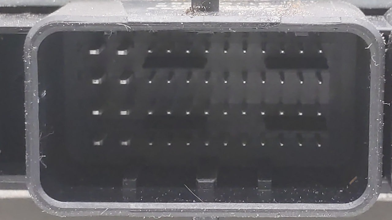 2013 Ford C-Max PCM Engine Control Computer ECU ECM PCU OEM P/N:DM5A-12A650-DD DM5A-12A650-DC, DM5A-12A650-DB, DM5A-12A650-D