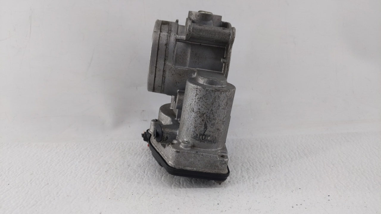 2013-2018 Ford C-Max Throttle Body P/N:DS7E-9F991-AK DS7E-9F991-AD Fits Fits 2013 2014 2015 2016 2017 2018 2019 2020 OEM Use