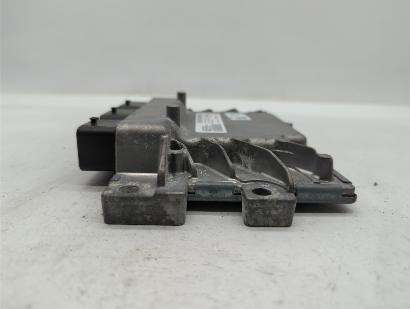 2013 Ford C-Max PCM Engine Control Computer ECU ECM PCU OEM P/N:DM5A-12A650-UC DM5A-12A650-DD, DM5A-12A650-DC, DM5A-12A650-D