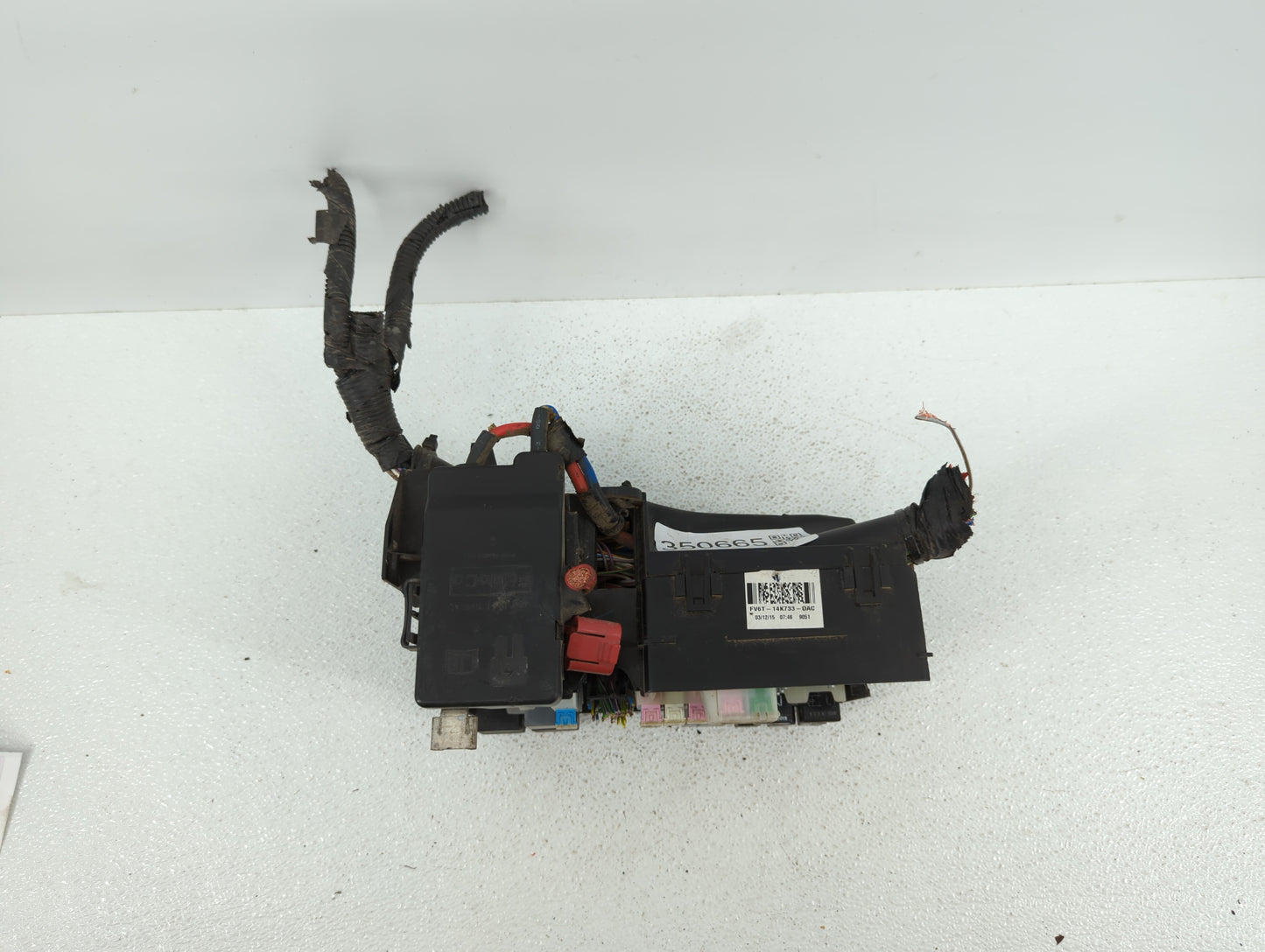 2013-2018 Ford C-Max Fusebox Fuse Box Panel Relay Module P/N:FV6T-14K733-DAC HM5T-14290-ABB Fits OEM Used Auto Parts - Oemus