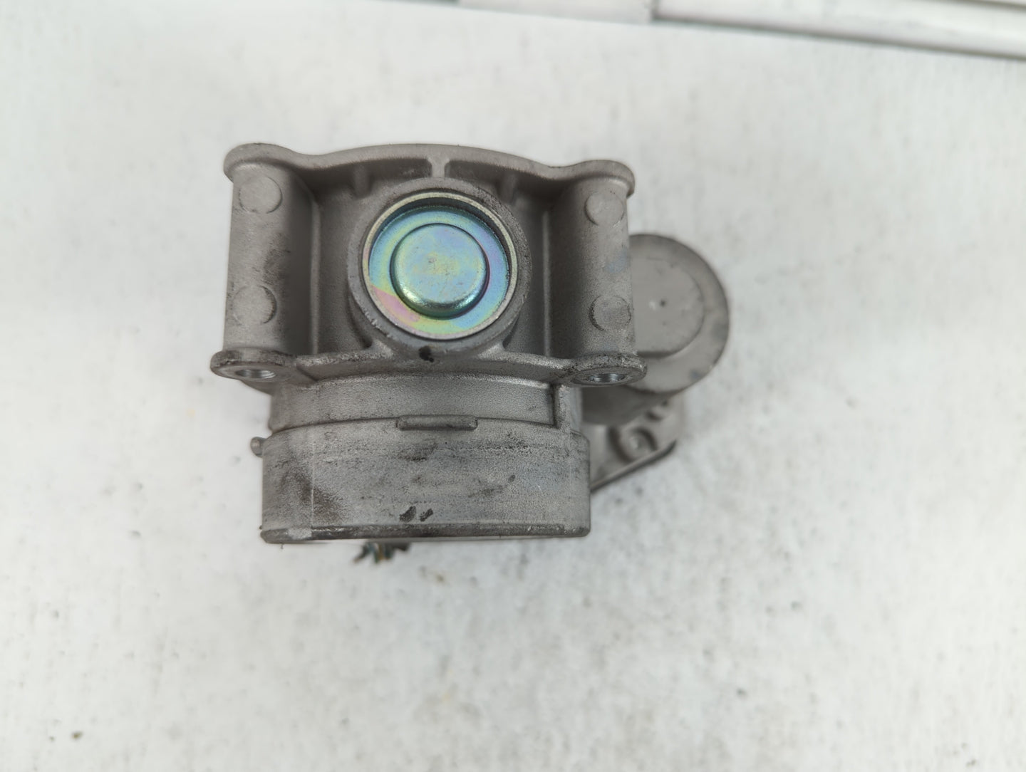 2013-2018 Ford C-Max Throttle Body P/N:DS7E-9F991-AK DS7E-9F991-AD Fits Fits 2013 2014 2015 2016 2017 2018 2019 2020 OEM Use
