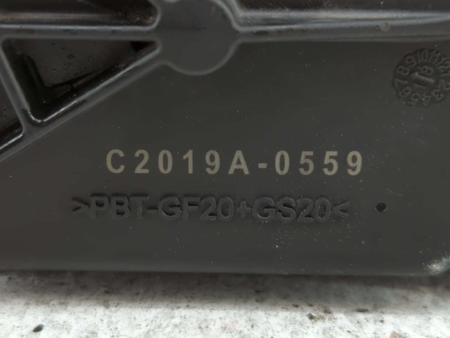 2013-2018 Ford C-Max Throttle Body P/N:DS7E-9F991-AK DS7E-9F991-AD Fits Fits 2013 2014 2015 2016 2017 2018 2019 2020 OEM Use