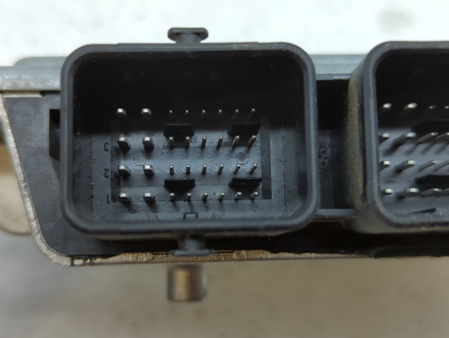 2013 Ford C-Max PCM Engine Control Computer ECU ECM PCU OEM P/N:DM5A-12A650-KA DM5A-12A650-FA, DM5A-12A650-KC Fits OEM Used 