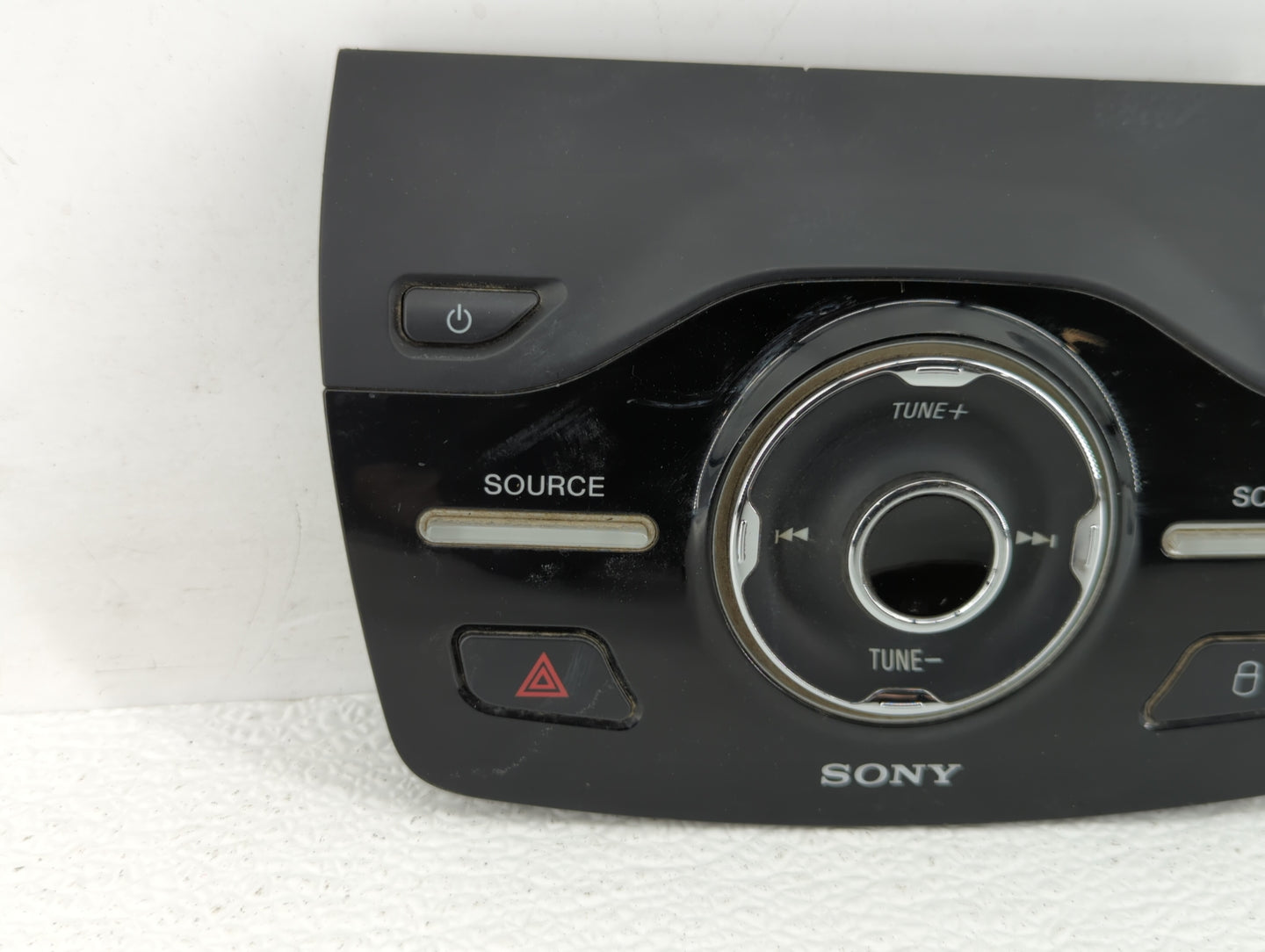 2013-2016 Ford C-Max Radio AM FM Cd Player Receiver Replacement P/N:CJ5T-18K811-HG CJ54-18835-CCW Fits Fits 2013 2014 2015 2