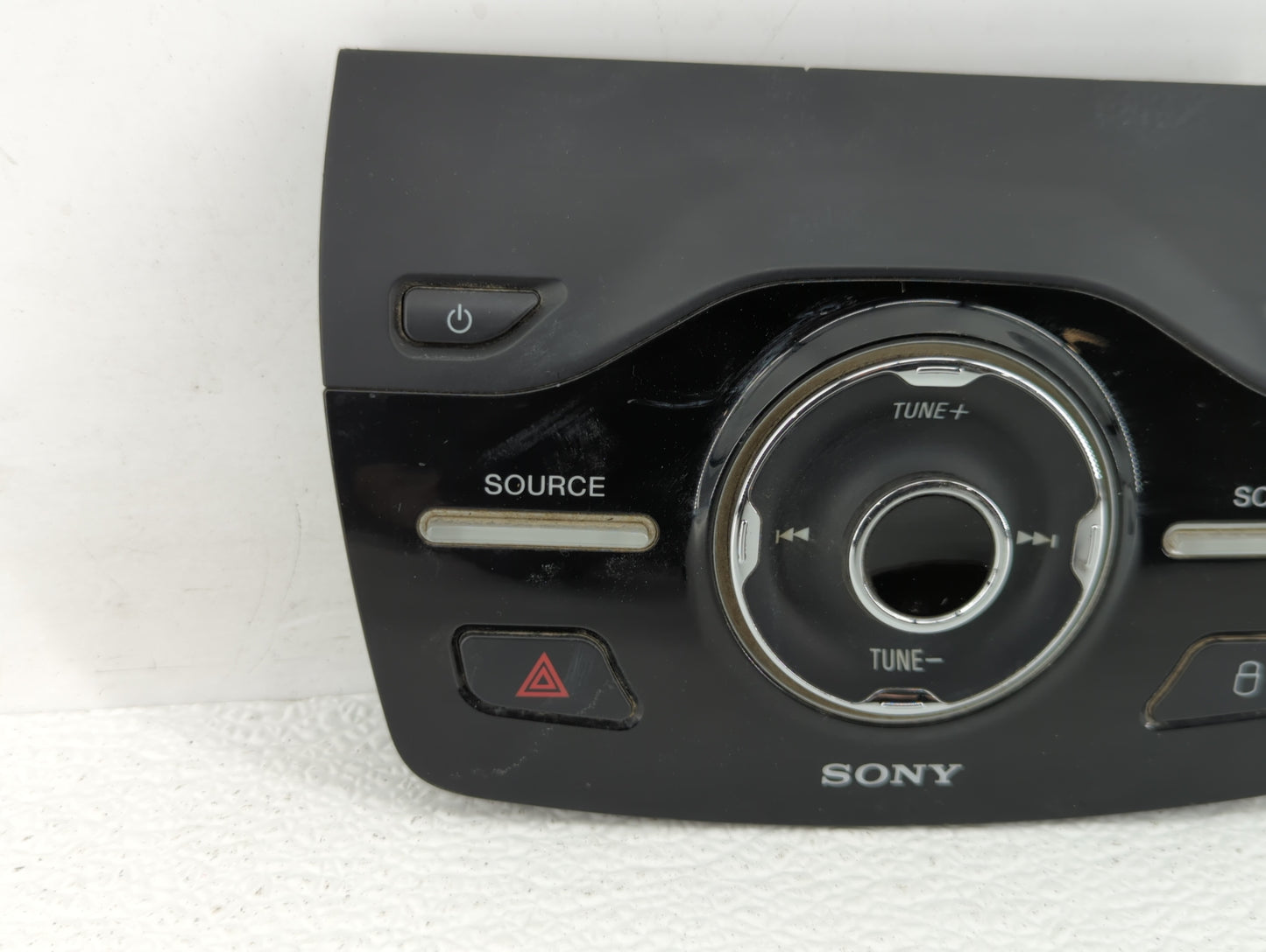 2013-2016 Ford C-Max Radio AM FM Cd Player Receiver Replacement P/N:CJ5T-18K811-HG CJ54-18835-CCW Fits Fits 2013 2014 2015 2