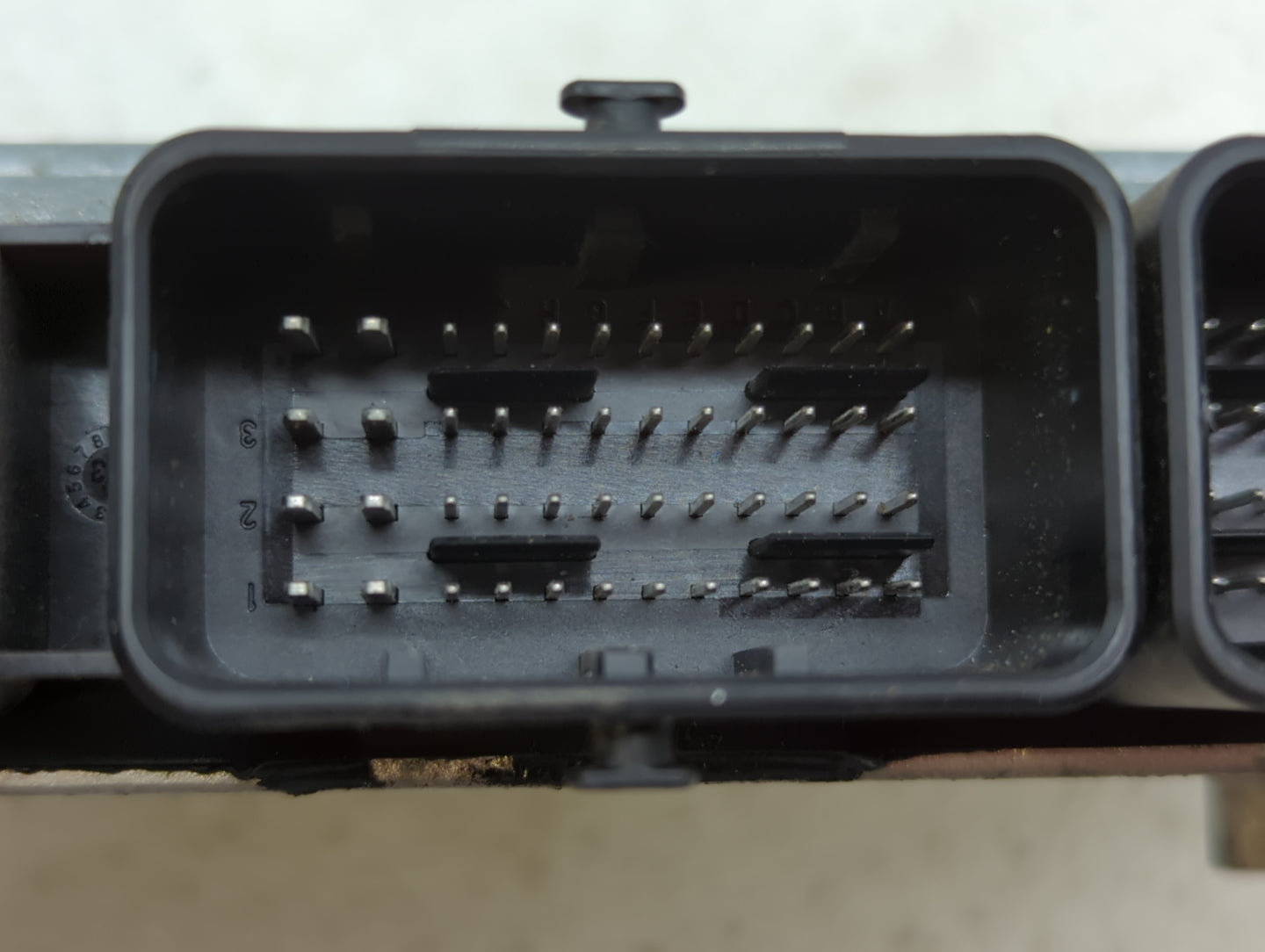 2013 Ford C-Max PCM Engine Control Computer ECU ECM PCU OEM P/N:DM5A-12A650-KB DM5A-12A650-UC, DM5A-12A650-DD, DM5A-12A650-D