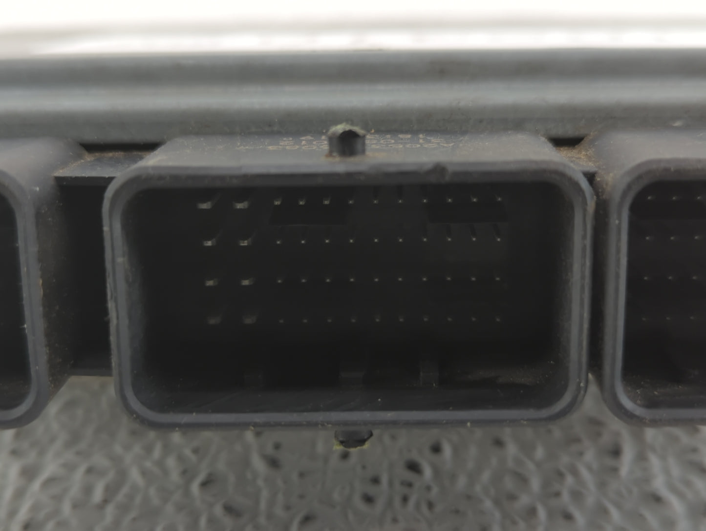 2013 Ford C-Max PCM Engine Control Computer ECU ECM PCU OEM P/N:DM5A-12A650-DD DM5A-12A650-KB, DM5A-12A650-UC, DM5A-12A650-D