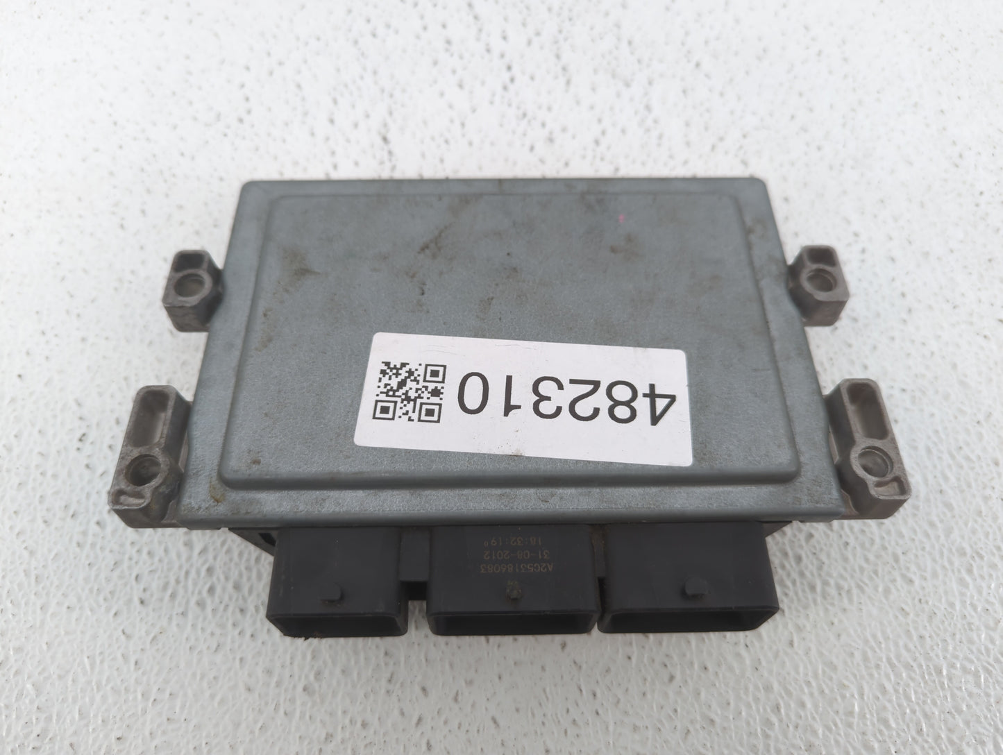 2013 Ford C-Max PCM Engine Control Computer ECU ECM PCU OEM P/N:DM5A-12A650-DD DM5A-12A650-KB, DM5A-12A650-UC, DM5A-12A650-D
