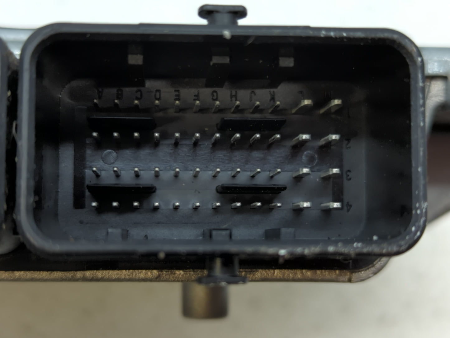 2013 Ford C-Max PCM Engine Control Computer ECU ECM PCU OEM P/N:DM5A-12A650-KA DM5A-12A650-FA, DM5A-12A650-KC Fits OEM Used 