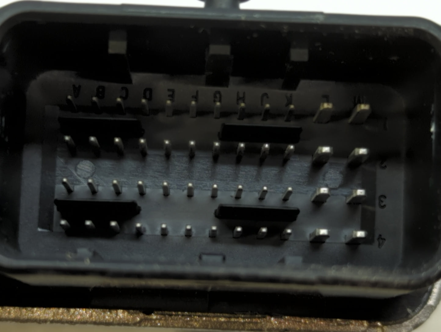 2013 Ford C-Max PCM Engine Control Computer ECU ECM PCU OEM P/N:DM5A-12A650-KA DM5A-12A650-FA, DM5A-12A650-KC Fits OEM Used 