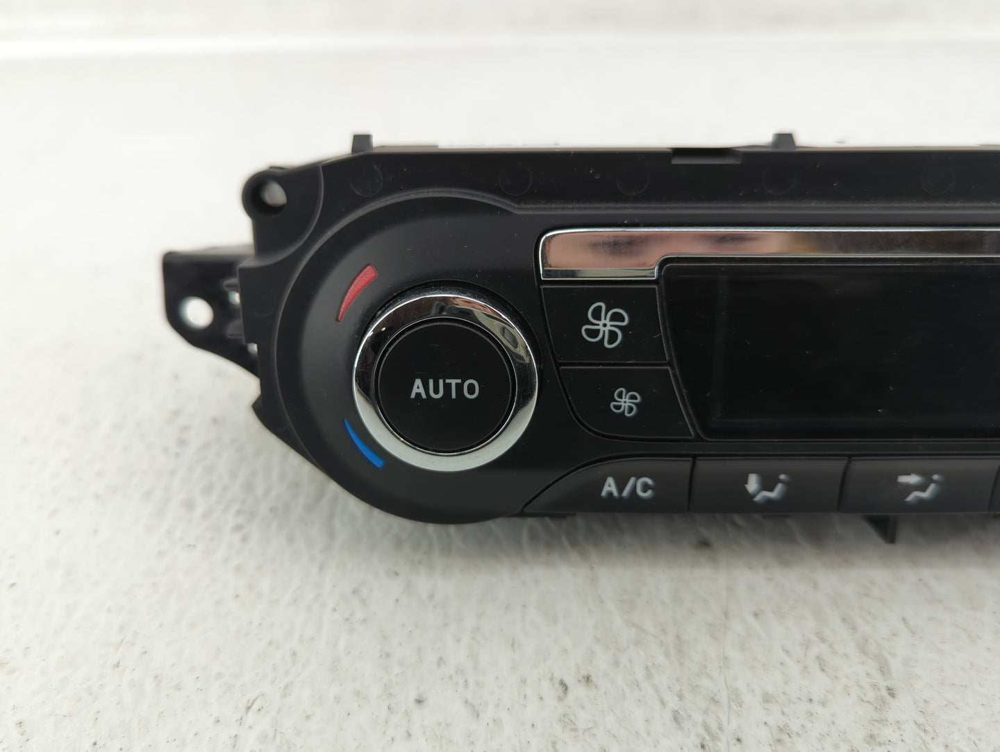 2013-2016 Ford C-Max Climate Control Module Temperature AC/Heater Replacement P/N:DM5T-18C612-AG DM5T-18C612-AJ Fits OEM Use