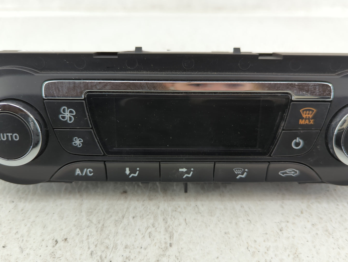 2013-2016 Ford C-Max Climate Control Module Temperature AC/Heater Replacement P/N:DM5T-18C612-AG DM5T-18C612-AJ Fits OEM Use