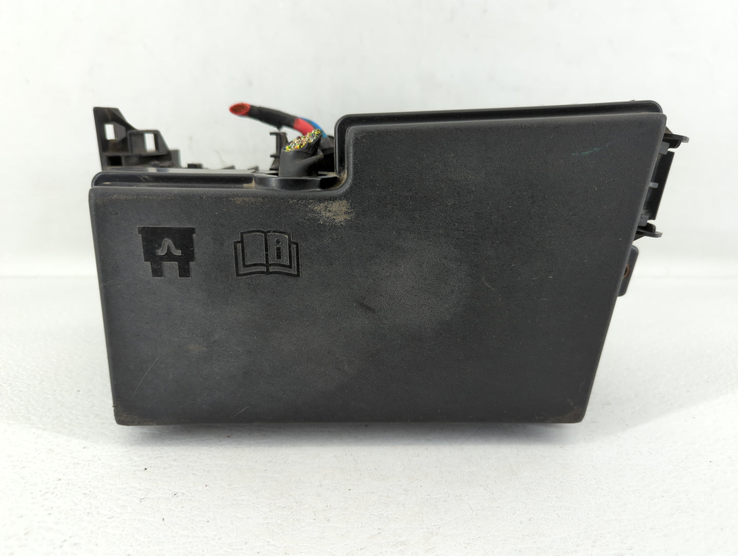 2013-2018 Ford C-Max Fusebox Fuse Box Panel Relay Module P/N:FV6T-14K733-ACF Fits Fits 2013 2014 2015 2016 2017 2018 OEM Use