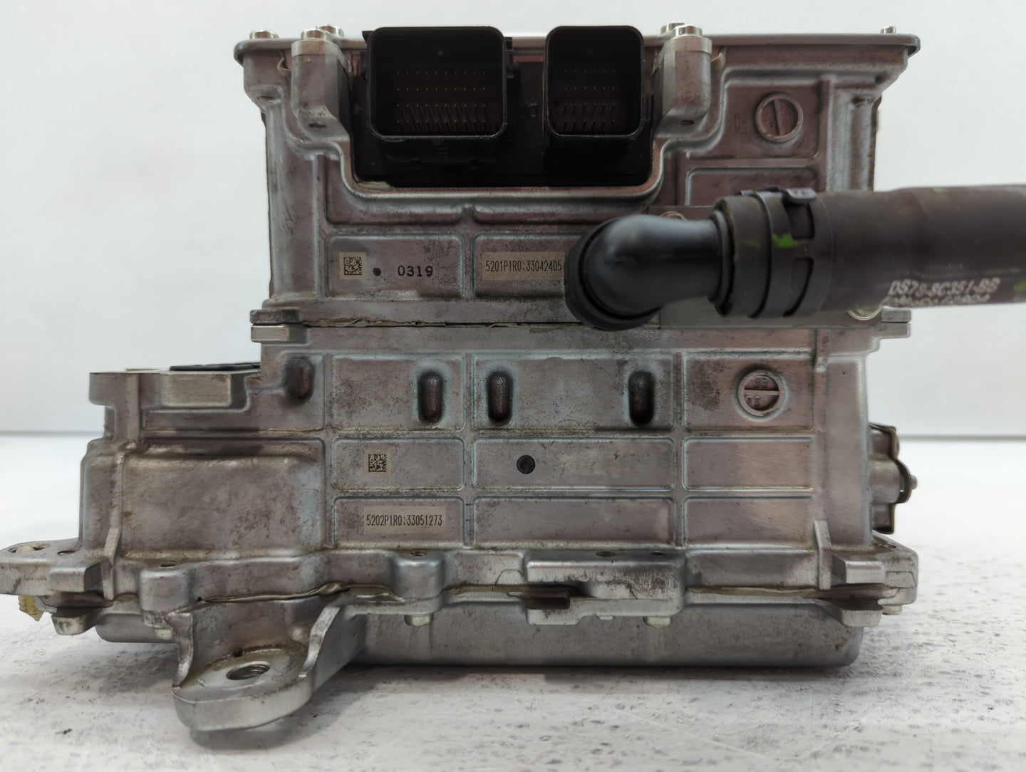 2013 Ford C-Max Hybrid DC Synergy Drive Power Inverter P/N:DM58-7B012-HA DM58-7B012-EA Fits OEM Used Auto Parts - Oemusedaut