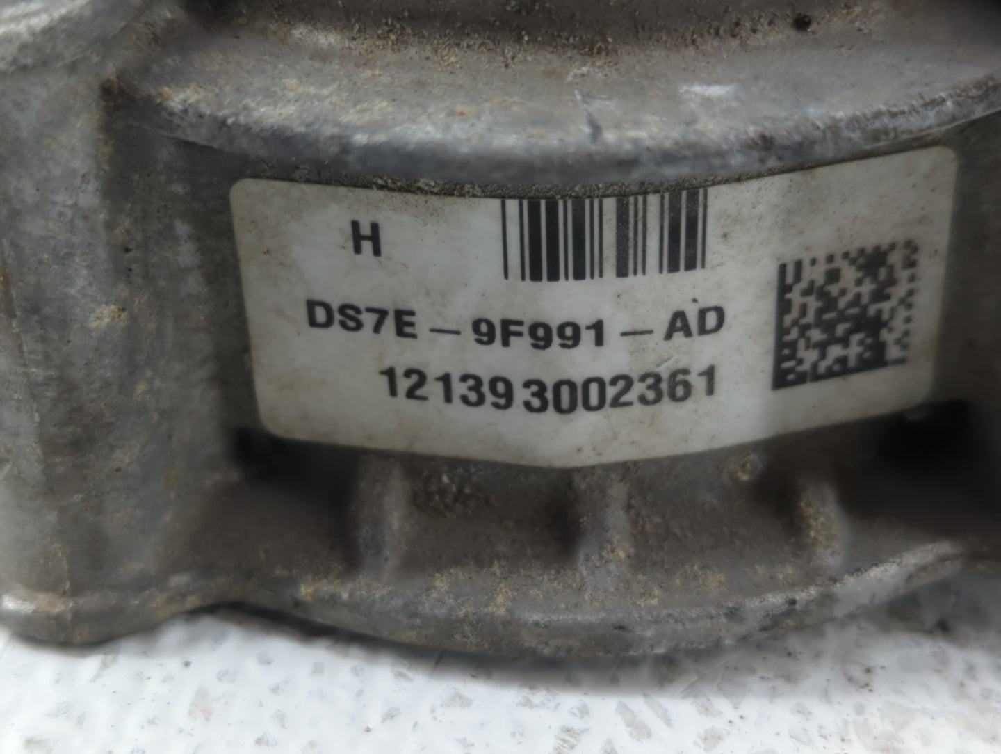2013-2018 Ford C-Max Throttle Body P/N:DS7E-9F991-AD Fits Fits 2013 2014 2015 2016 2017 2018 2019 2020 2021 2022 OEM Used Au