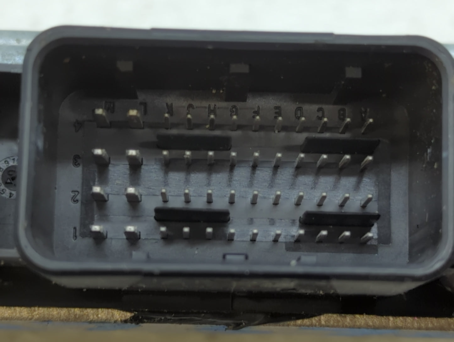 2013 Ford C-Max PCM Engine Control Computer ECU ECM PCU OEM P/N:A2C3173200 DM5A-12A650-DC, EMS2208 Fits OEM Used Auto Parts 