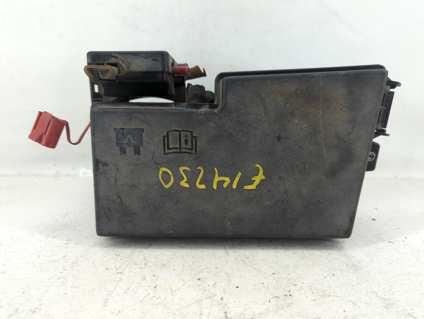 2013-2018 Ford C-Max Fusebox Fuse Box Panel Relay Module P/N:FV6T-14K733-BCC Fits Fits 2013 2014 2015 2016 2017 2018 OEM Use