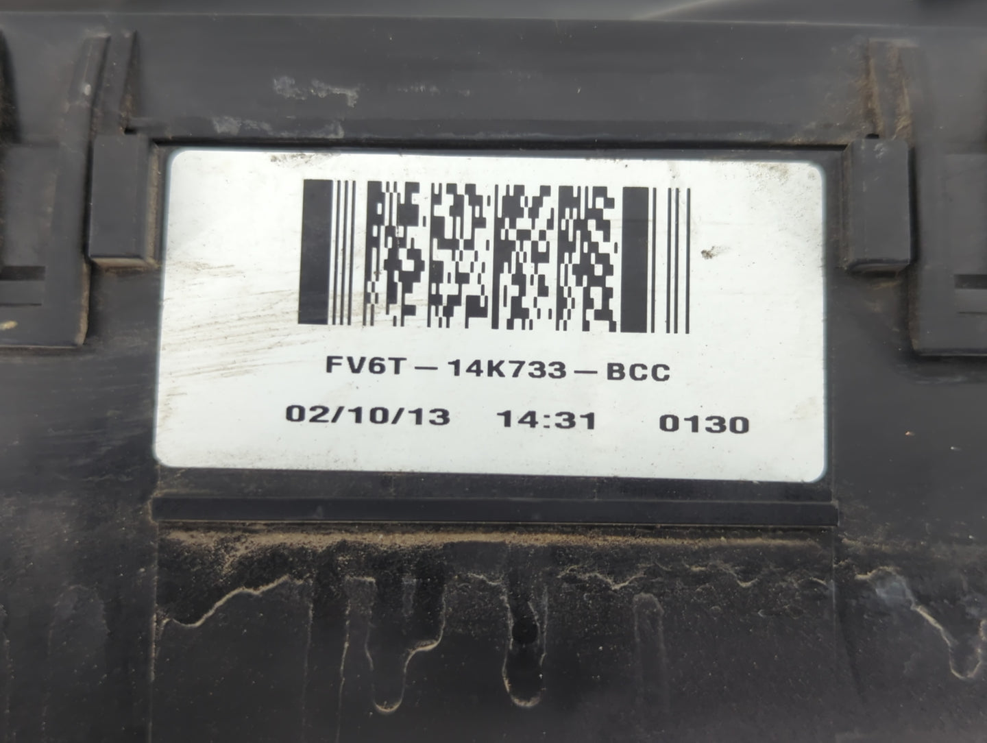 2013-2018 Ford C-Max Fusebox Fuse Box Panel Relay Module P/N:FV6T-14K733-BCC Fits Fits 2013 2014 2015 2016 2017 2018 OEM Use