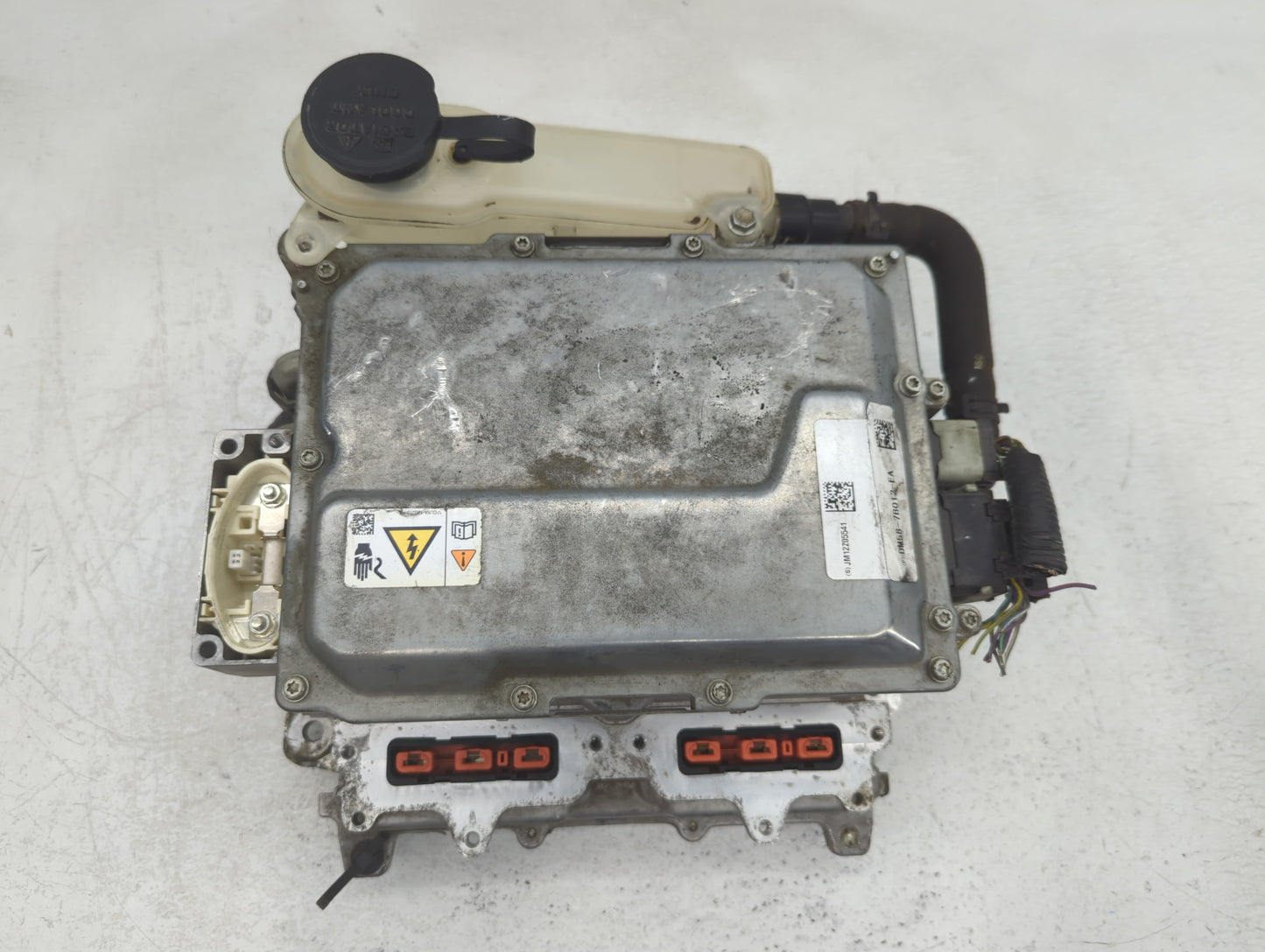 2013-2018 Ford C-Max Hybrid DC Synergy Drive Power Inverter P/N:DM58-7B012-EA Fits Fits 2013 2014 2015 2016 2017 2018 OEM Us