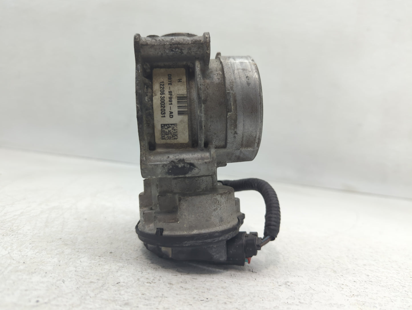 2013-2018 Ford C-Max Throttle Body P/N:122063002031 DS7E-9F991-AD Fits Fits 2013 2014 2015 2016 2017 2018 2019 2020 2021 202