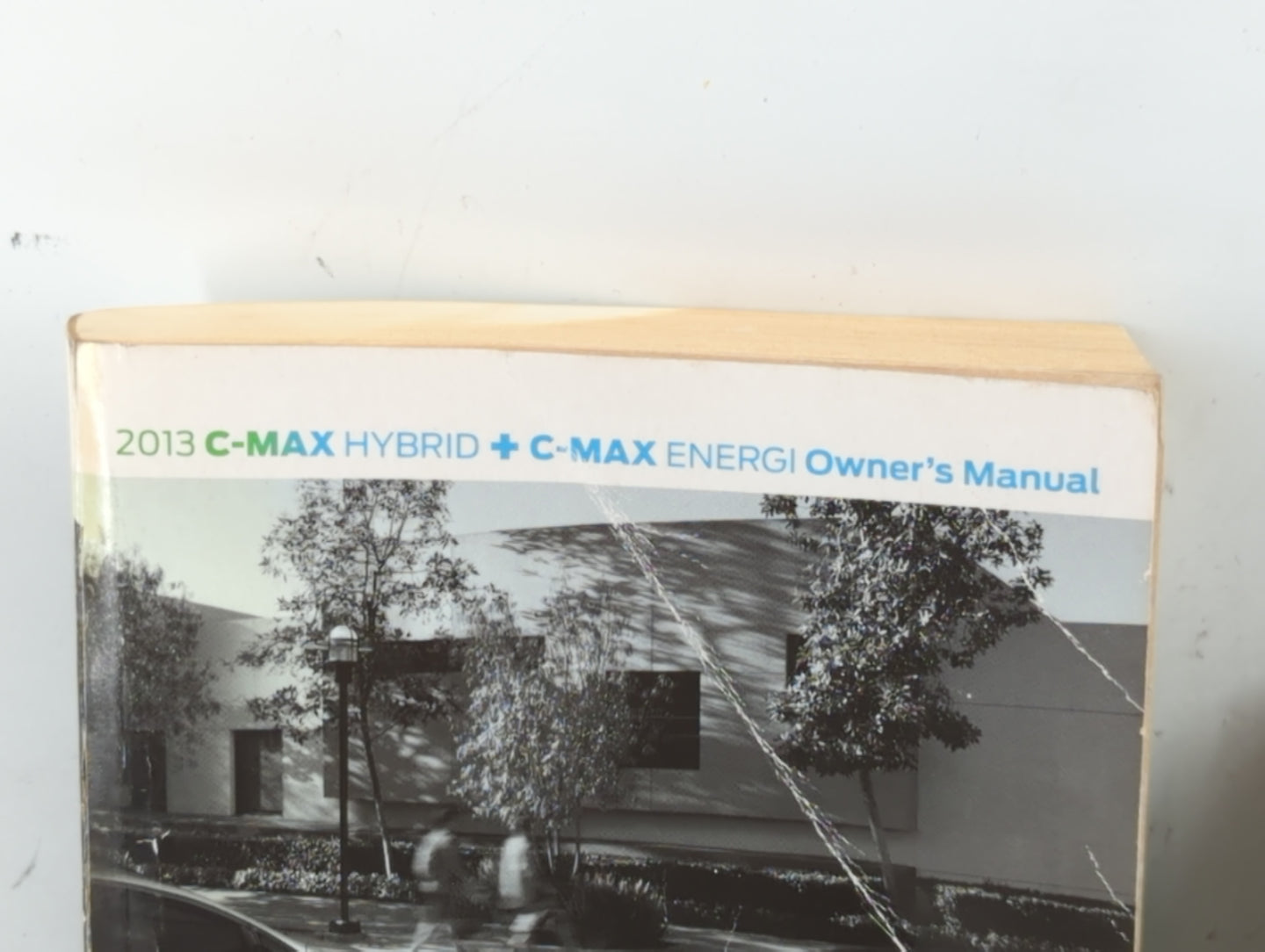 2013 Ford C-Max Owners Manual Book Guide P/N:DM5J19A321FA OEM Used Auto Parts - Oemusedautoparts1.com