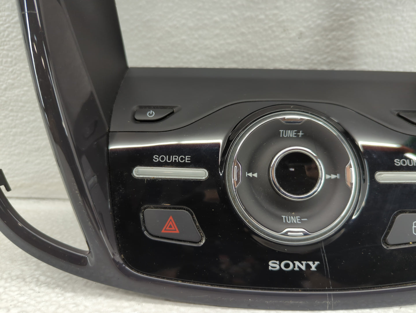 2013-2016 Ford C-Max Radio AM FM Cd Player Receiver Replacement P/N:CJ54-18835-CCW Fits Fits 2013 2014 2015 2016 OEM Used Au