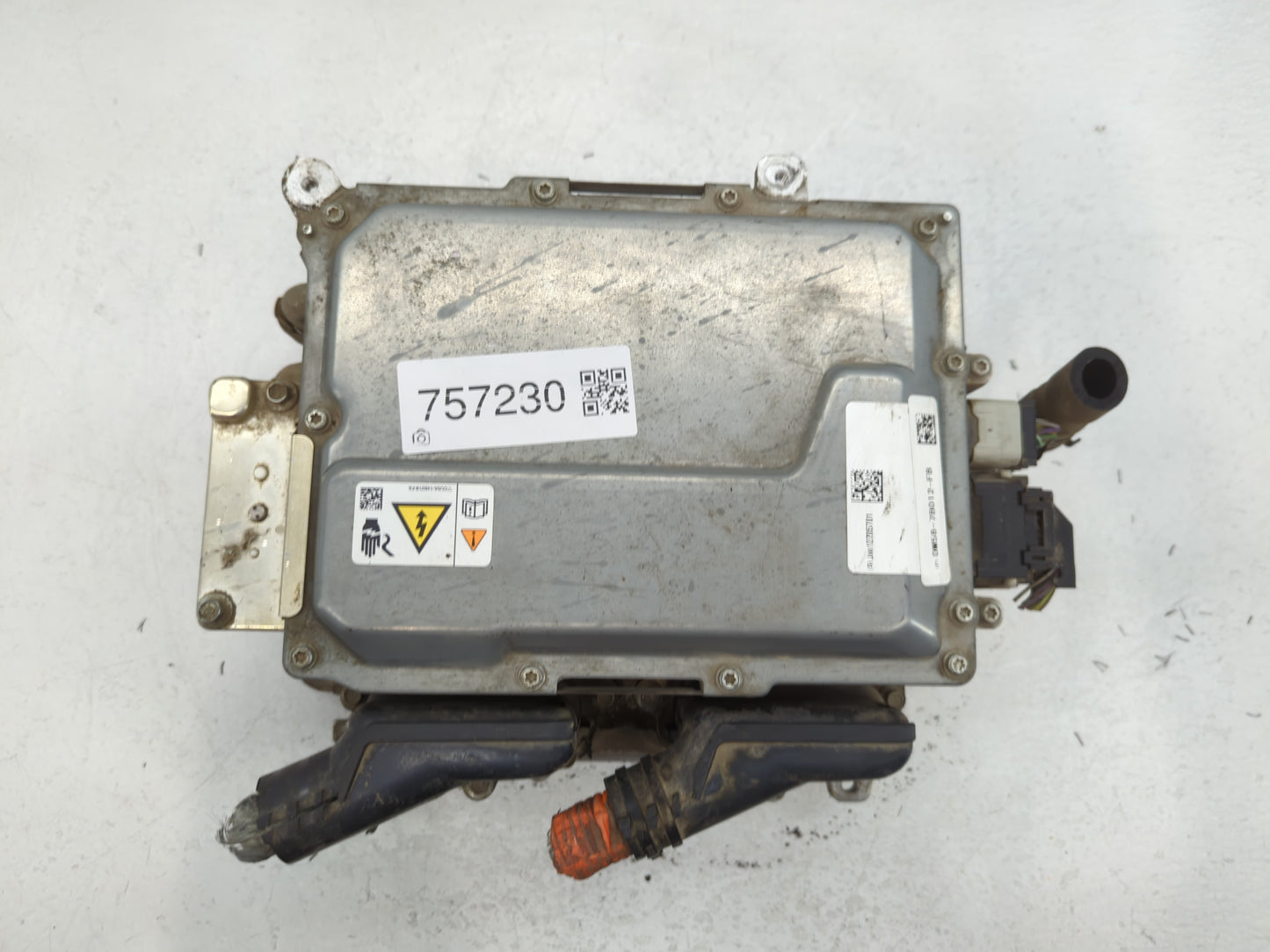 2013-2018 Ford C-max Dc Converter Inverter Charger Assembly Dm58-7b012-fb - Oemusedautoparts1.com