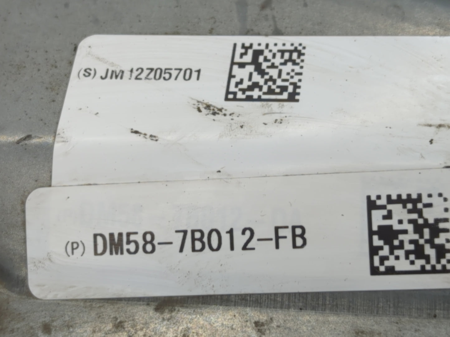 2013-2018 Ford C-max Dc Converter Inverter Charger Assembly Dm58-7b012-fb - Oemusedautoparts1.com