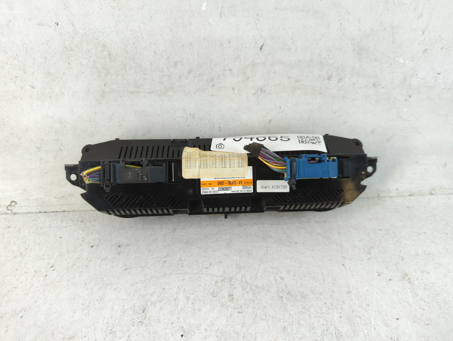 2013-2016 Ford C-Max Climate Control Module Temperature AC/Heater Replacement P/N:D29820877 DM5T-18C612-AH Fits OEM Used Aut