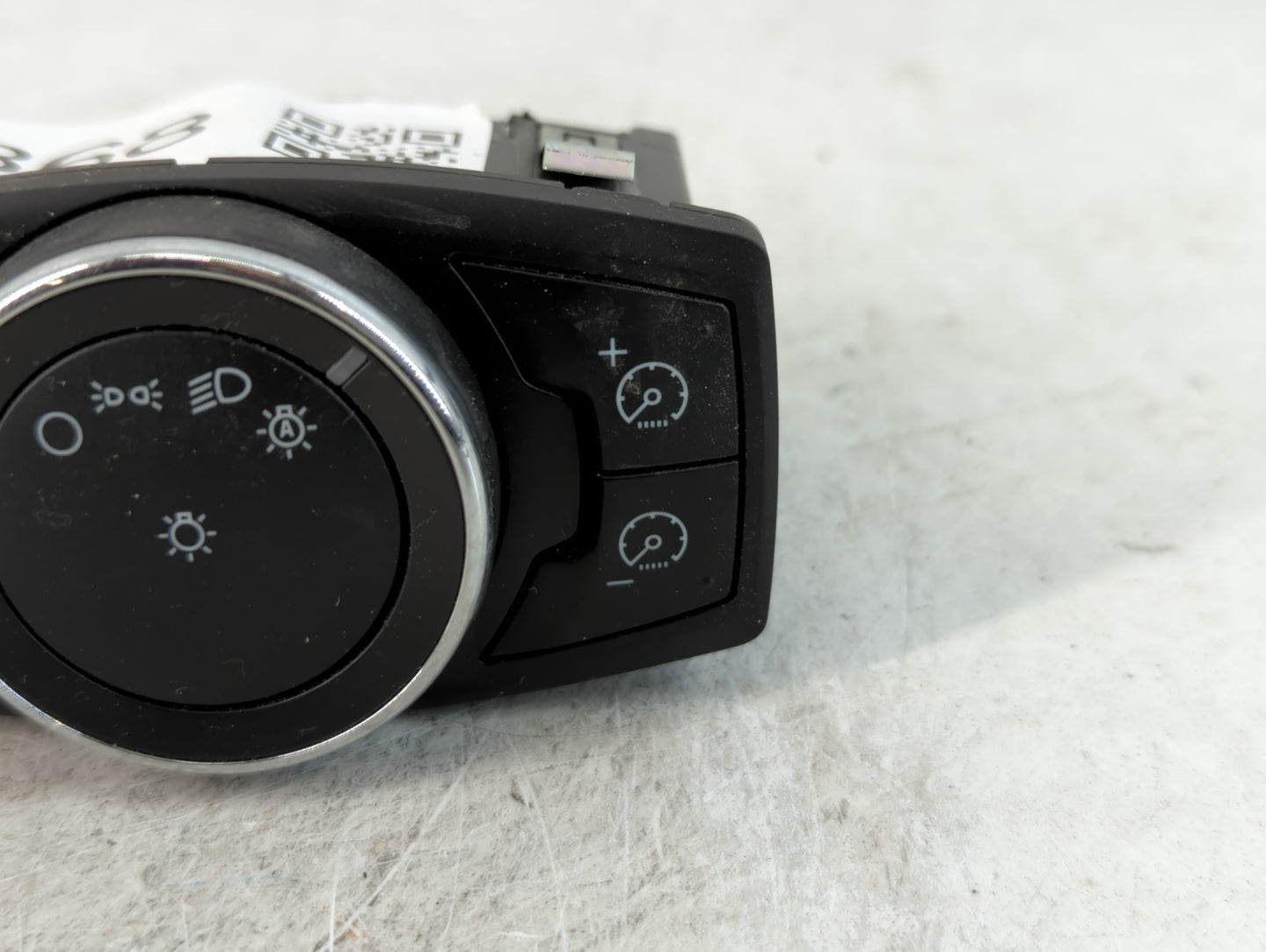 2013 Ford C-max Headlight Lamp Control Switch - Oemusedautoparts1.com
