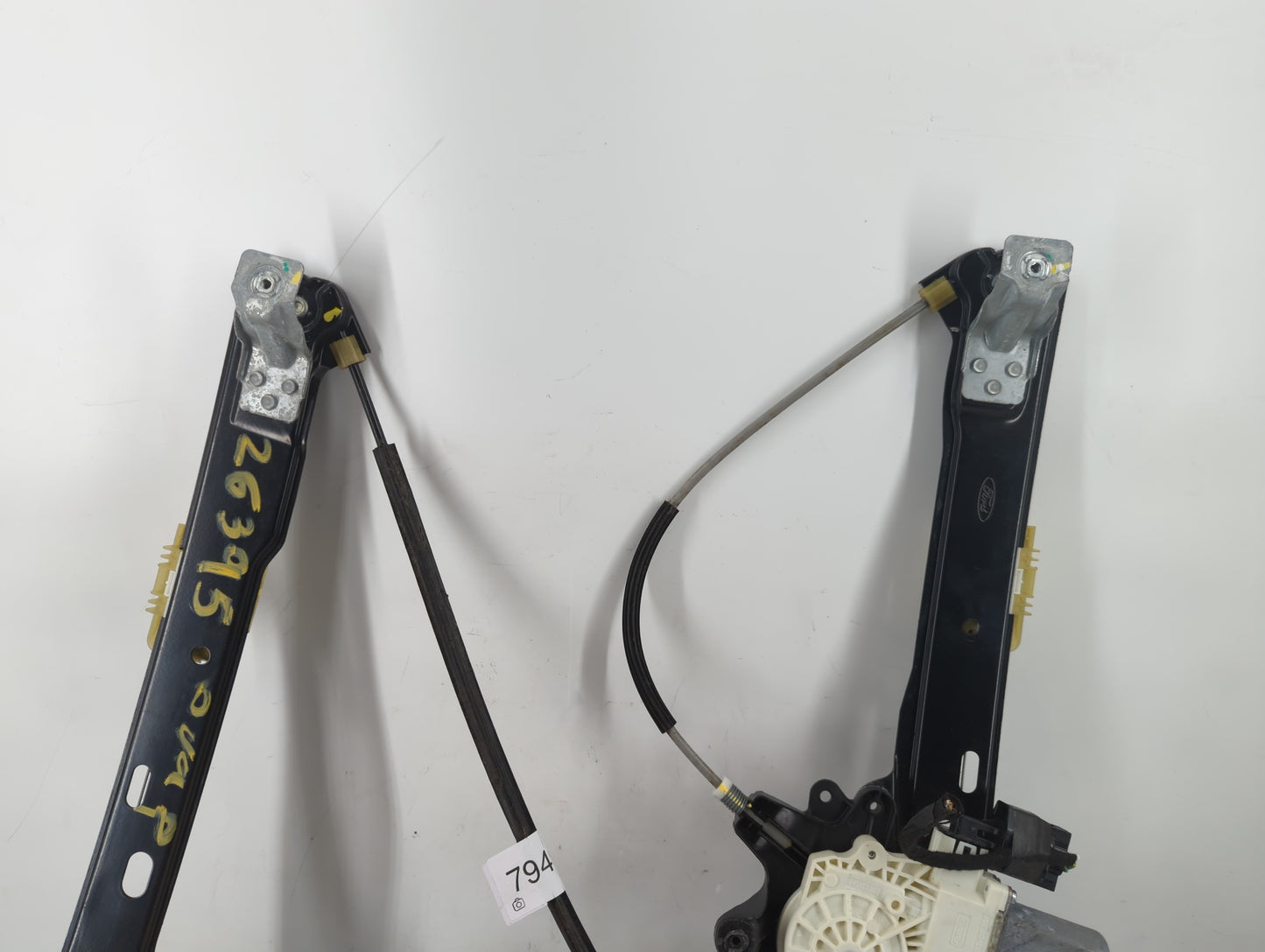 2013-2018 Ford C-max Driver Left Front Window Regulator 794999 - Oemusedautoparts1.com