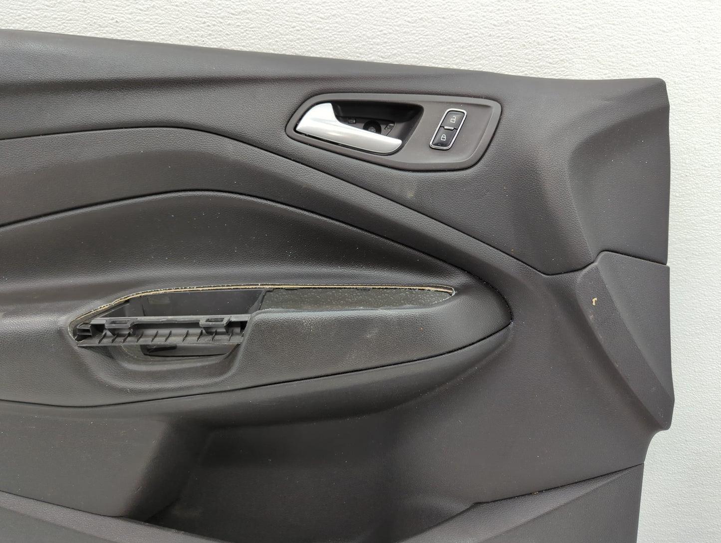 2013 Ford C-max Front Right Passenger Interior Door Panel Trim - Oemusedautoparts1.com