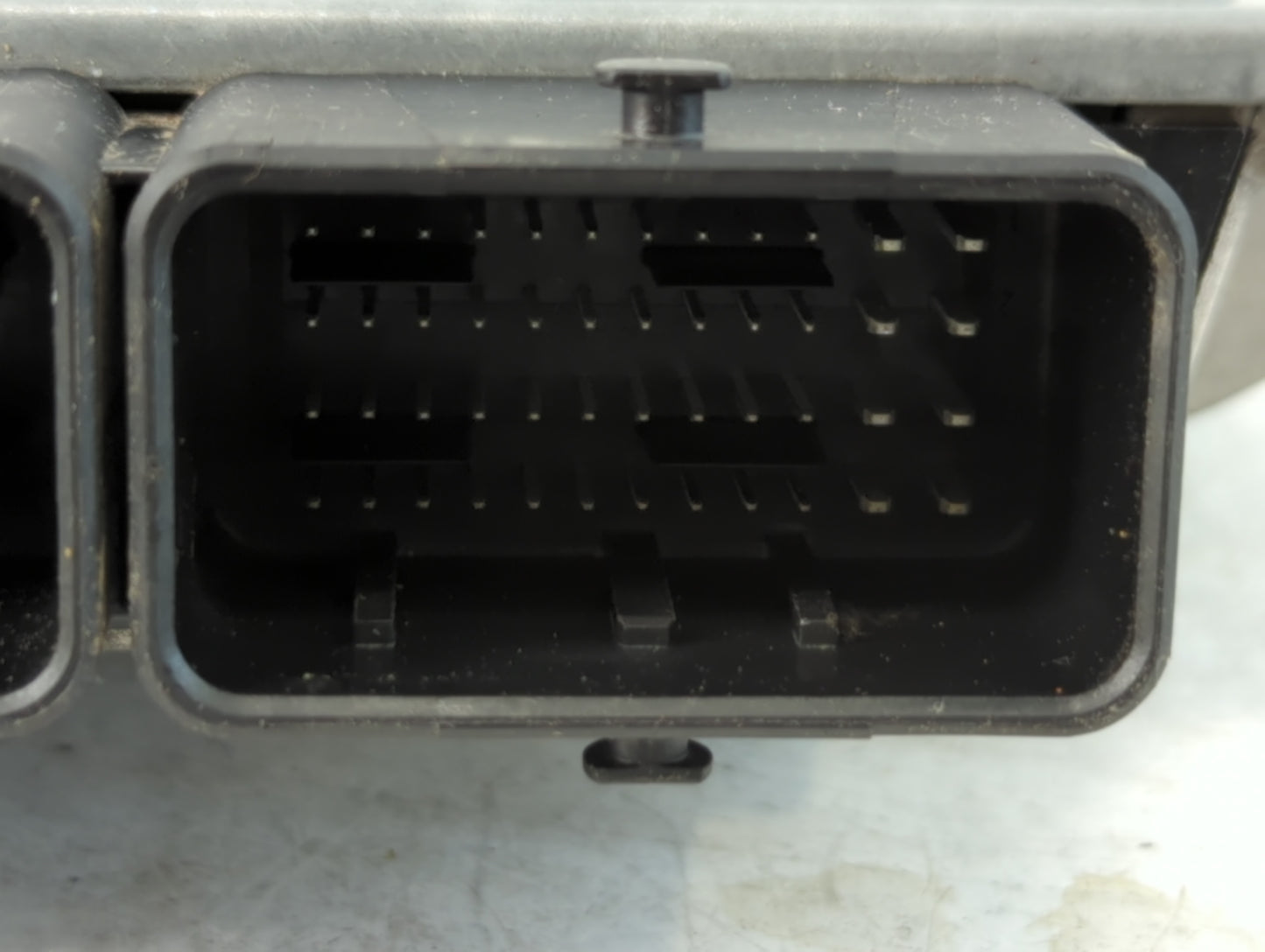 2013 Ford C-Max PCM Engine Control Computer ECU ECM PCU OEM P/N:DM5A-12A650-FA Fits OEM Used Auto Parts - Oemusedautoparts1.