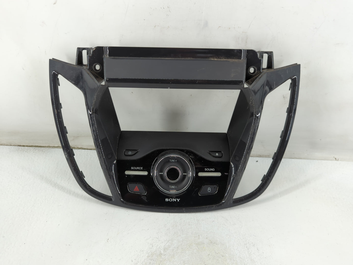 2013-2016 Ford C-Max Radio AM FM Cd Player Receiver Replacement P/N:90151-696 Fits Fits 2013 2014 2015 2016 OEM Used Auto Pa
