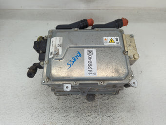 compare product 2013 Ford Cmax Hybrid DC Synergy Drive Power Inverter P/N:DM58-7B012-EA JM12Z05211 Fits OEM Used Auto Parts