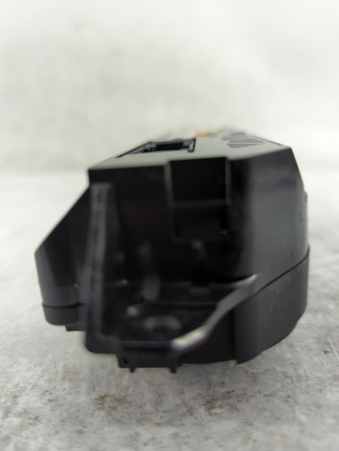 2013 Ford Cmax Climate Control Module Temperature AC/Heater Replacement P/N:DM5T-18C612-AG Fits Fits 2014 2015 2016 OEM Used