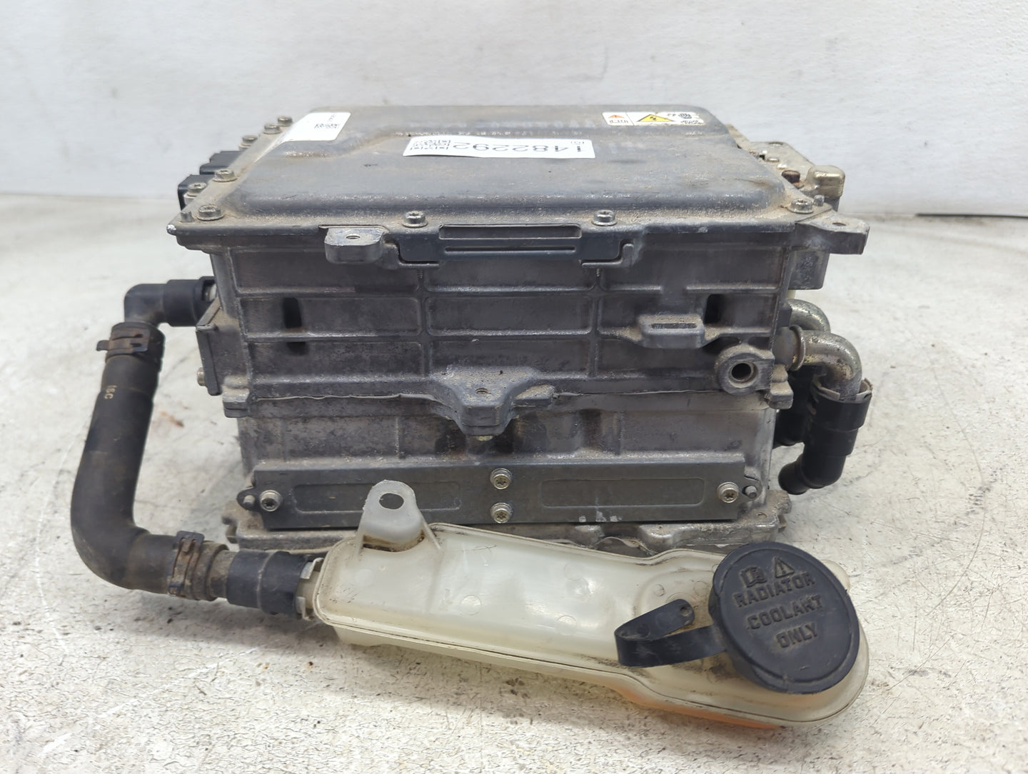 2013 Ford Cmax Hybrid DC Synergy Drive Power Inverter P/N:DM58-7B012-HA JM13603798, 9U5T-14462A-AA Fits OEM Used Auto Parts 