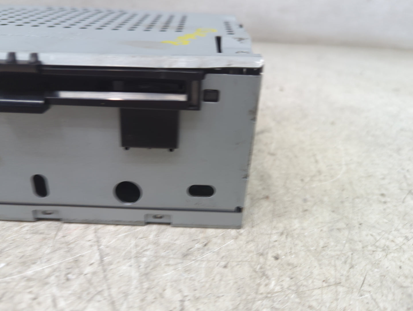 2013 Ford Cmax Radio AM FM Cd Player Receiver Replacement P/N:CM5T-19C107-FG Fits Fits 2014 2015 2016 2017 2018 OEM Used Aut