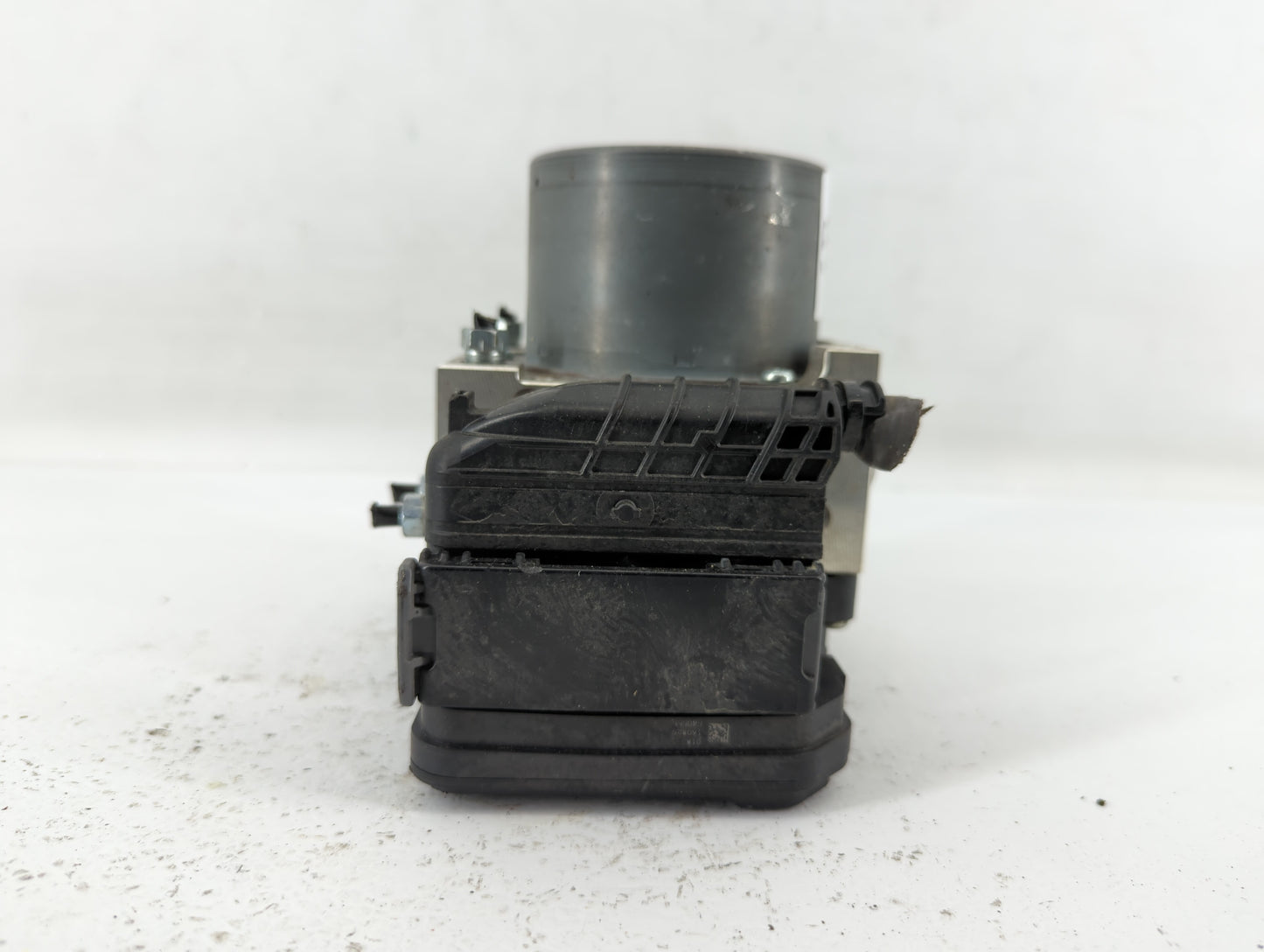 2013 Ford Country Sedan ABS Pump Control Module Replacement P/N:44540-0R170 Fits OEM Used Auto Parts - Oemusedautoparts1.com