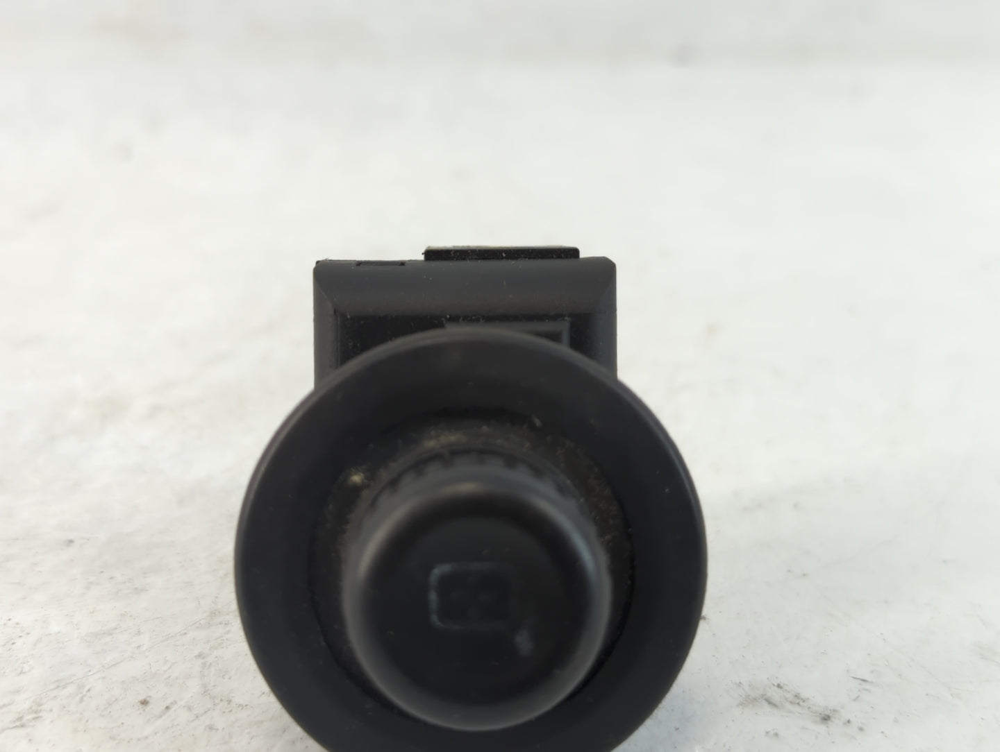 2009-2014 Ford E-150 Master Power Window Switch Replacement Driver Side Left P/N:130731A Fits OEM Used Auto Parts - Oemuseda
