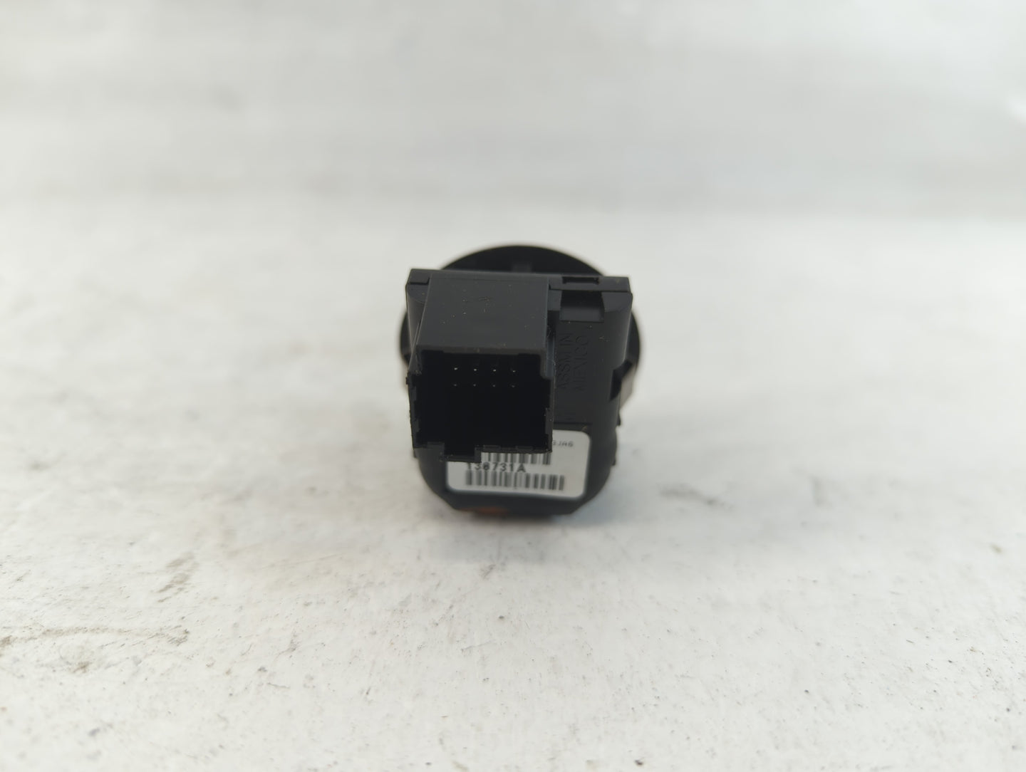 2009-2014 Ford E-150 Master Power Window Switch Replacement Driver Side Left P/N:130731A Fits OEM Used Auto Parts - Oemuseda