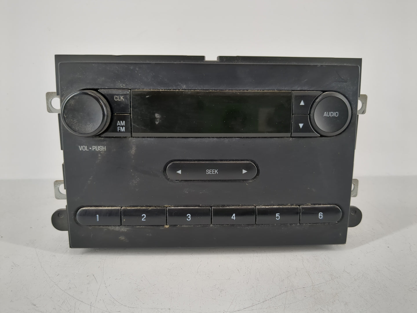 2013-2014 Ford E-250 Radio AM FM Cd Player Receiver Replacement P/N:DC2T-18K810-AA Fits Fits 2013 2014 2015 2016 2017 2018 2