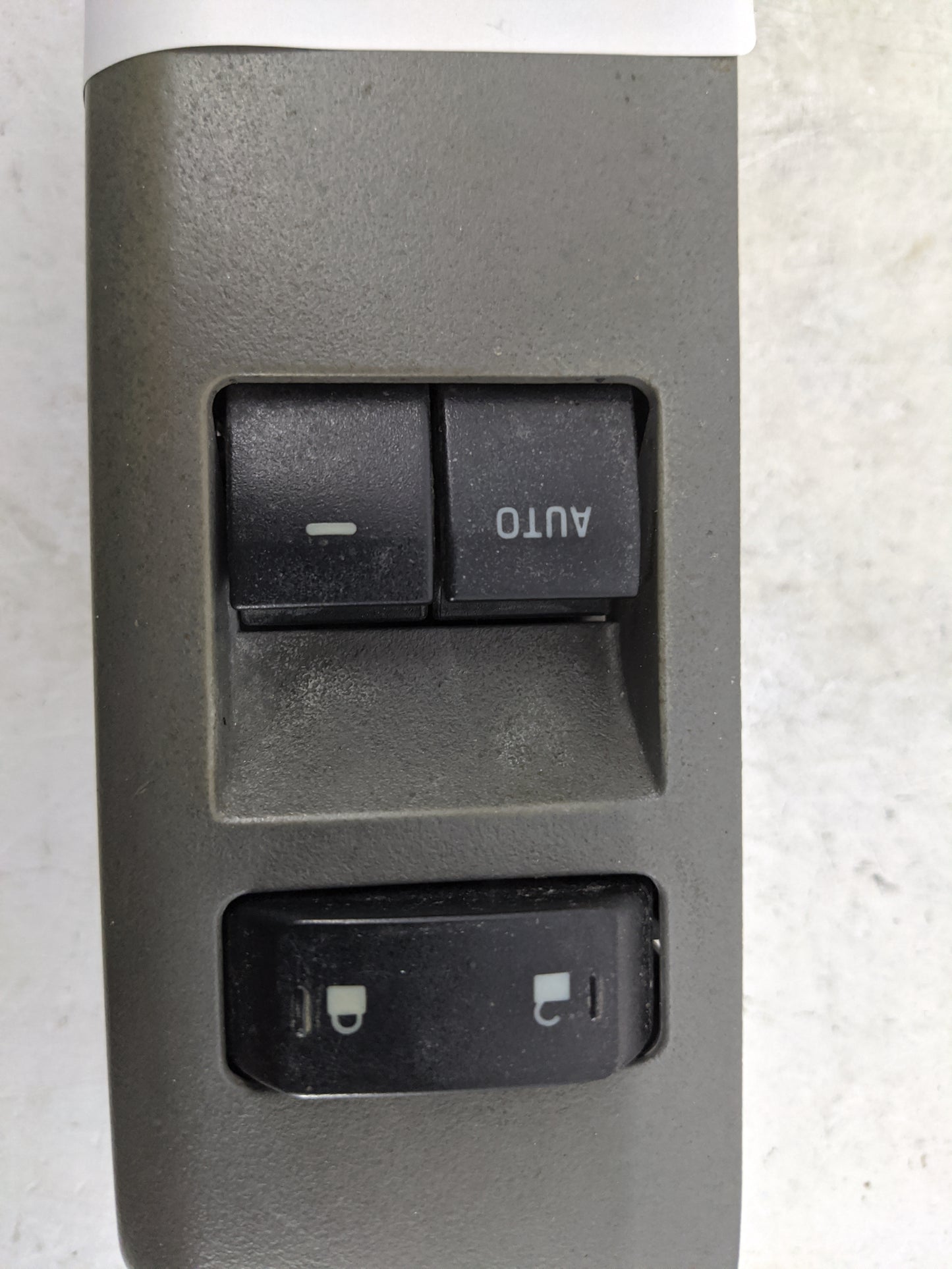 2009-2014 Ford E-250 Master Power Window Switch Replacement Driver Side Left P/N:8C3T-14540-ABW 8AND018634 Fits OEM Used Aut