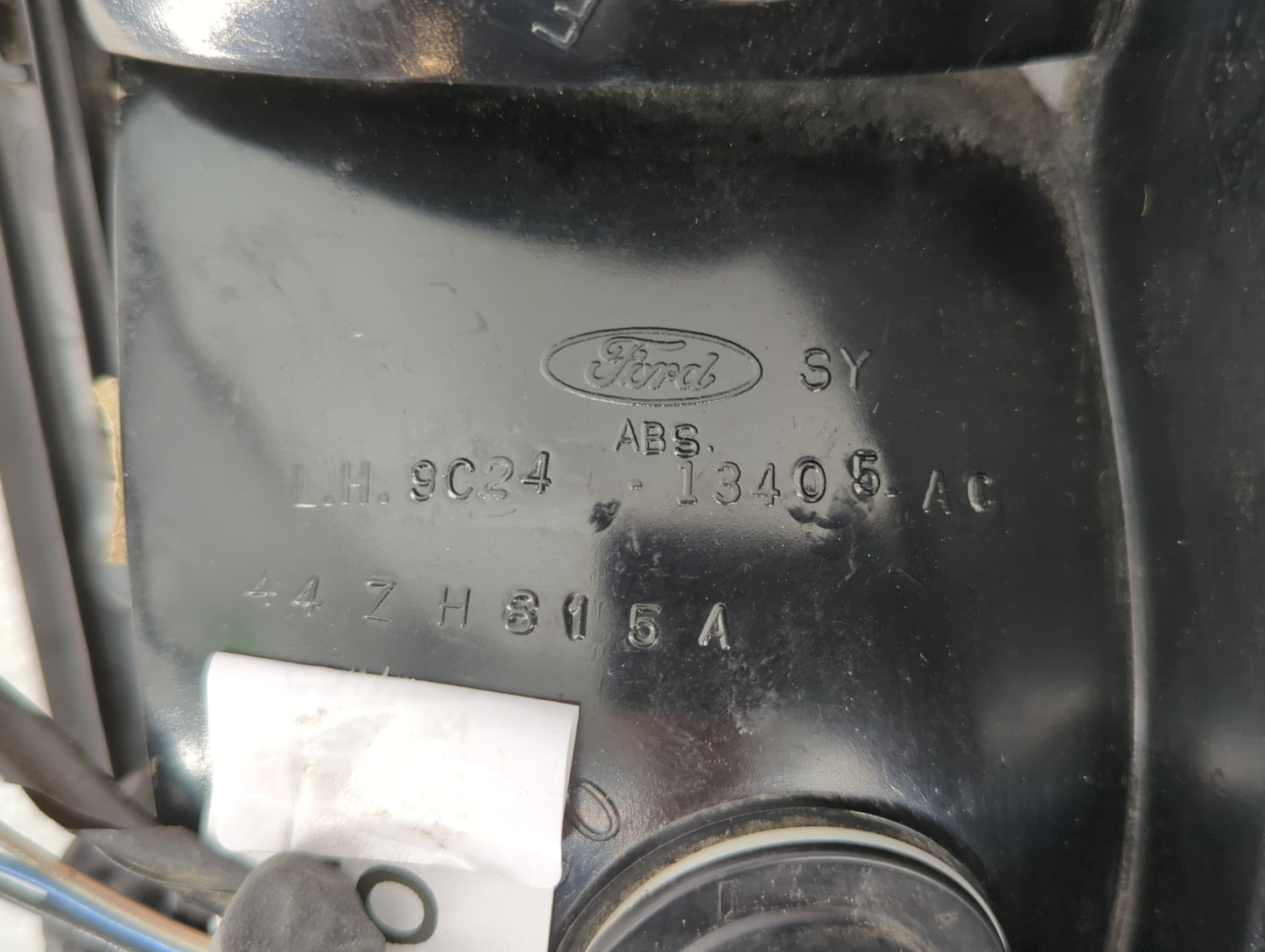 2005-2014 Ford E-250 Tail Light Assembly Driver Left OEM P/N:F7UB 13441 AA Fits OEM Used Auto Parts - Oemusedautoparts1.com